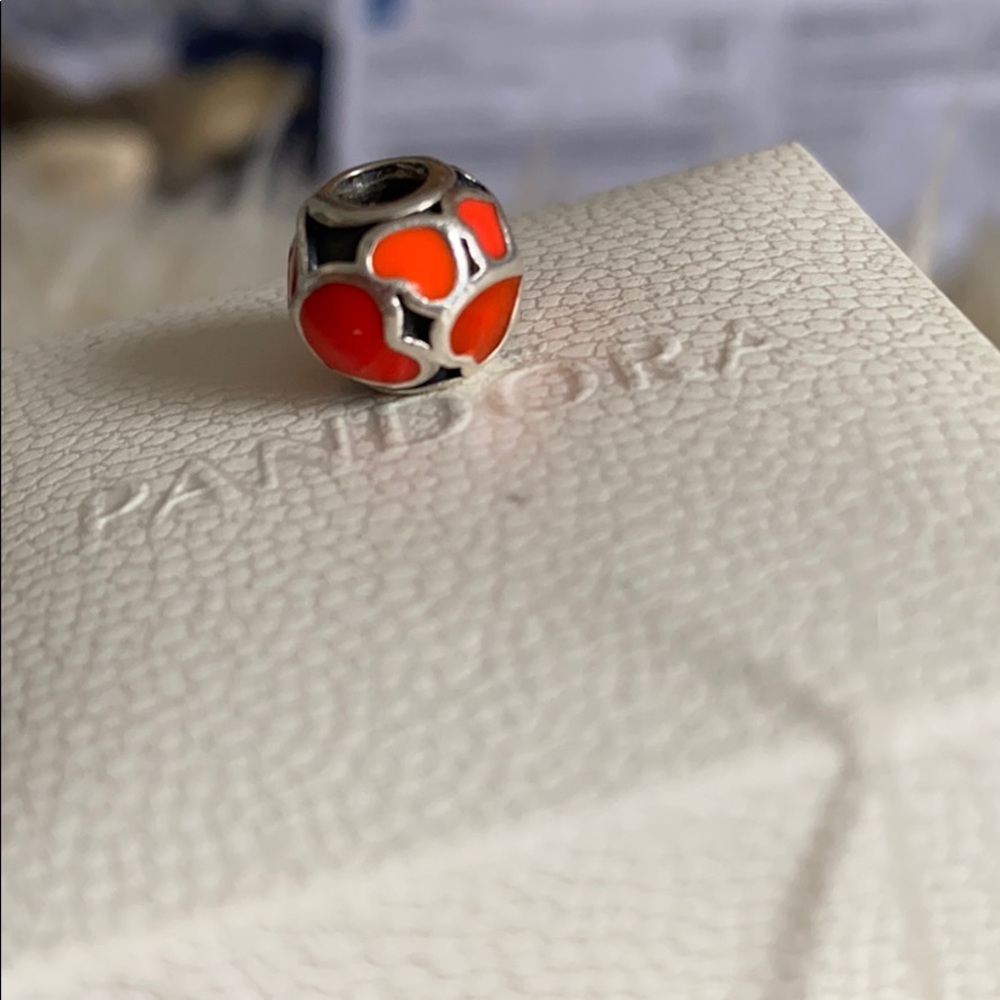Red hearts charm